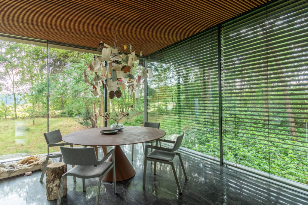 agoodplace 195 Modern Boshuis Roosendaal shoot locatie in de natuur