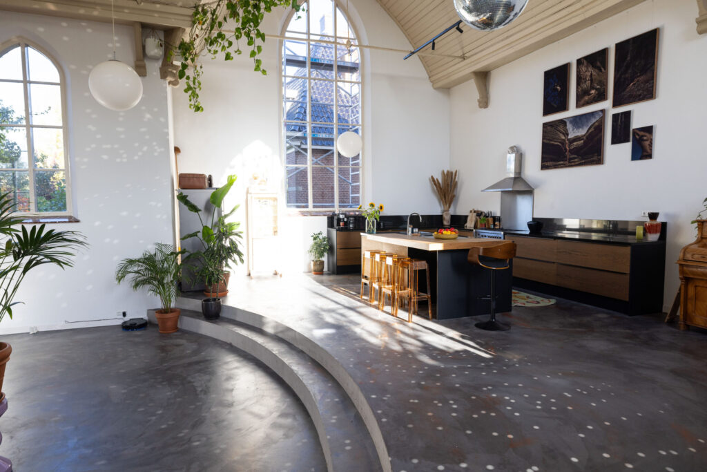 agoodplace 275 Omgebouwde Kerk Friesland shootlocatie Friesland