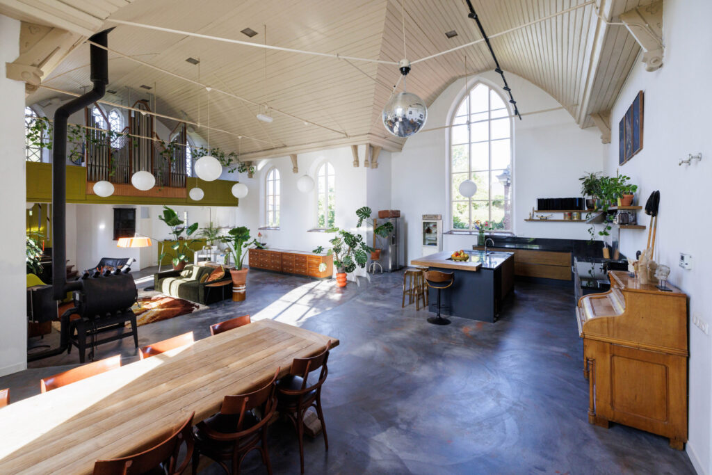 agoodplace 275 Omgebouwde Kerk Friesland shootlocatie Friesland