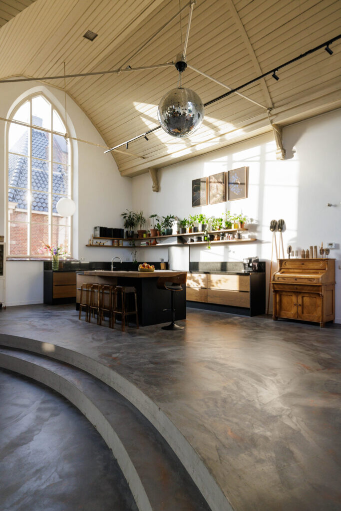 agoodplace 275 Omgebouwde Kerk Friesland shootlocatie Friesland