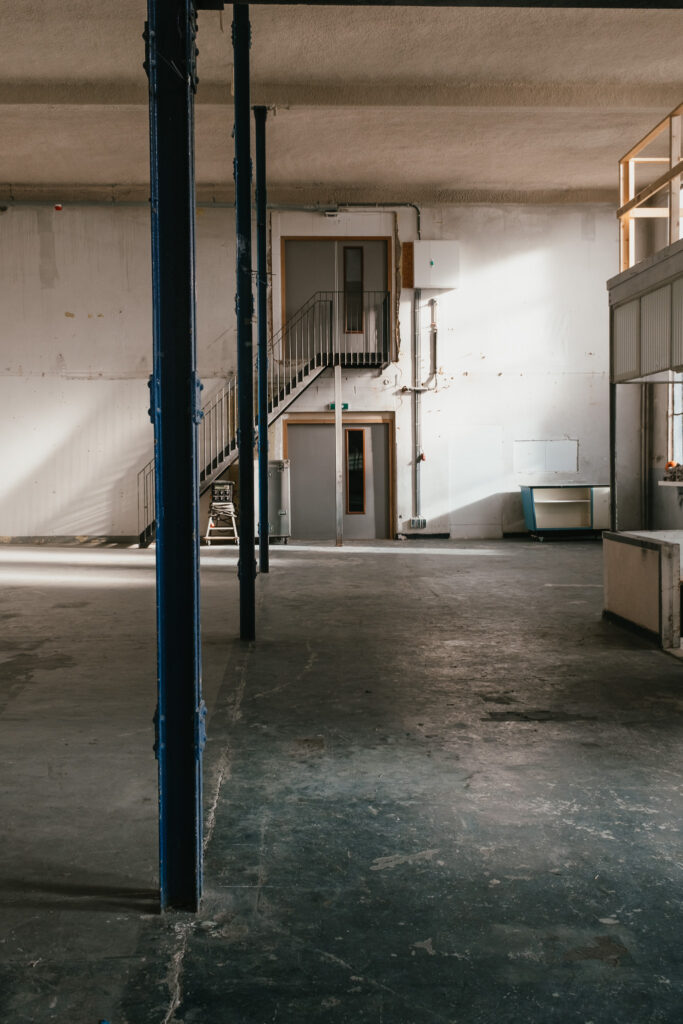 AGP029 Industriële Ruimte Den Haag shoot locatie binnen