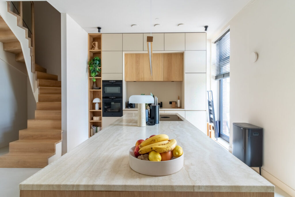 agoodplace 294 Neutrale Woning Amsterdam film locatie huren Amsterdam