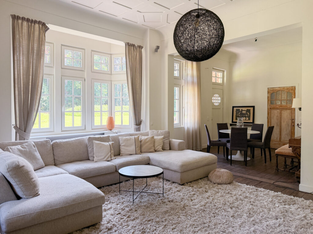 agoodplace 298 Karakteristieke Villa Bouwel shoot locatie huren Belgie
