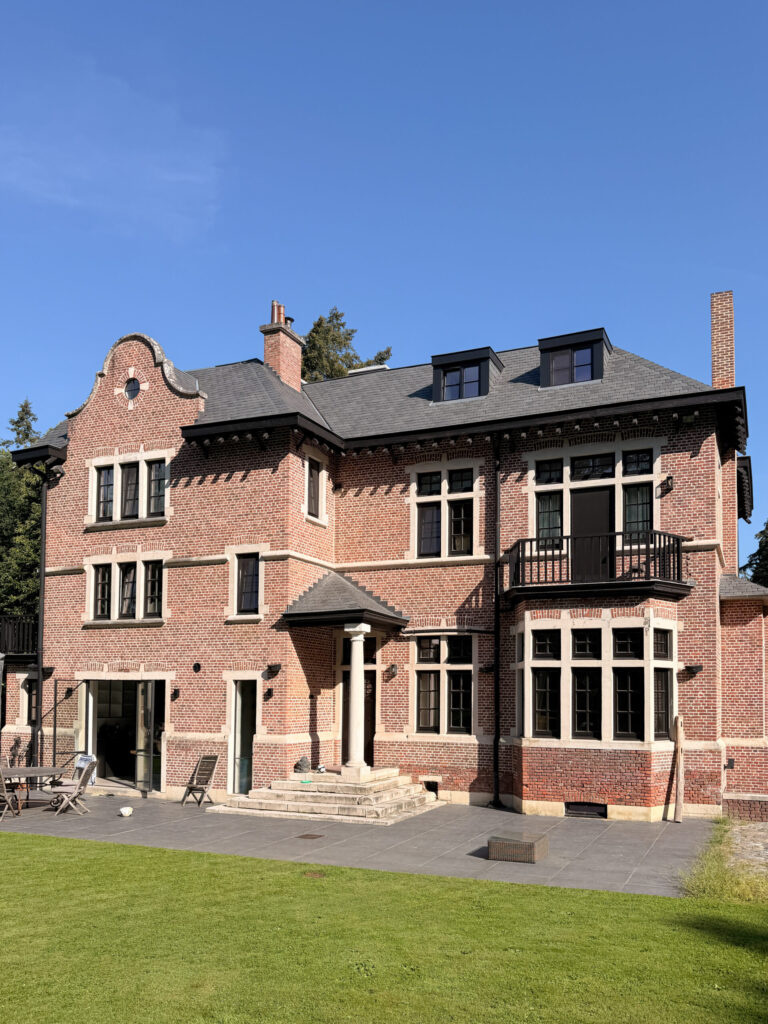 agoodplace 298 Karakteristieke Villa Bouwel shoot locatie huren Belgie