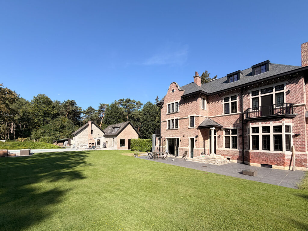agoodplace 298 Karakteristieke Villa Bouwel shoot locatie huren Belgie