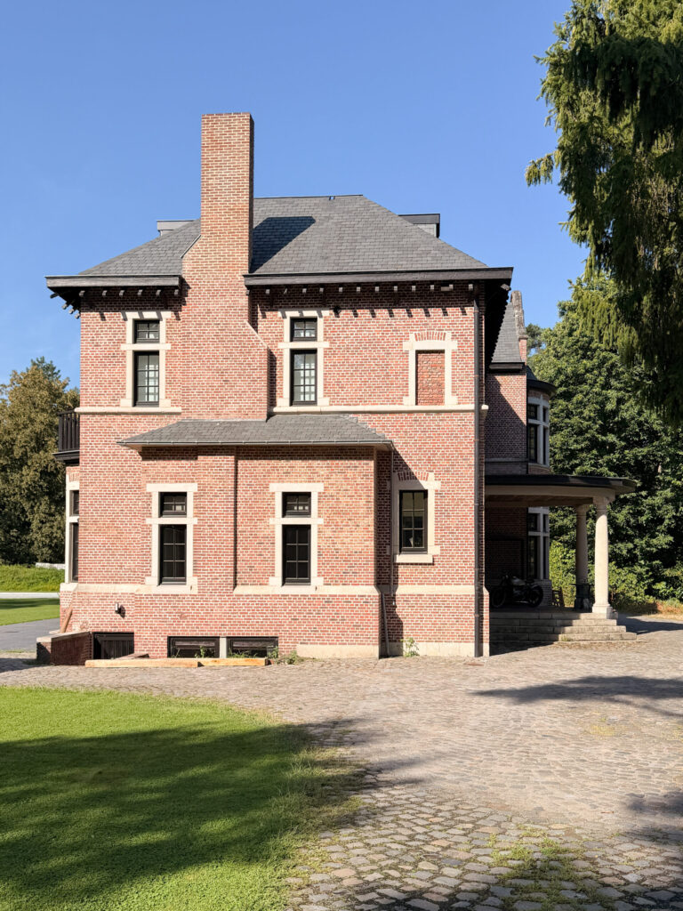agoodplace 298 Karakteristieke Villa Bouwel shoot locatie huren Belgie
